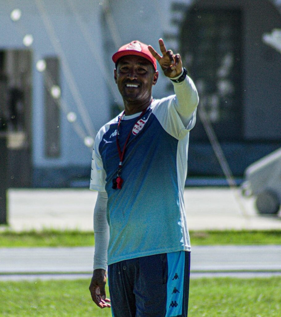 De volta à Copinha, Bangu aposta em filhos de Felipe Maestro e Souza Caveirão e tem cria como treinador | copa sp de futebol júnior