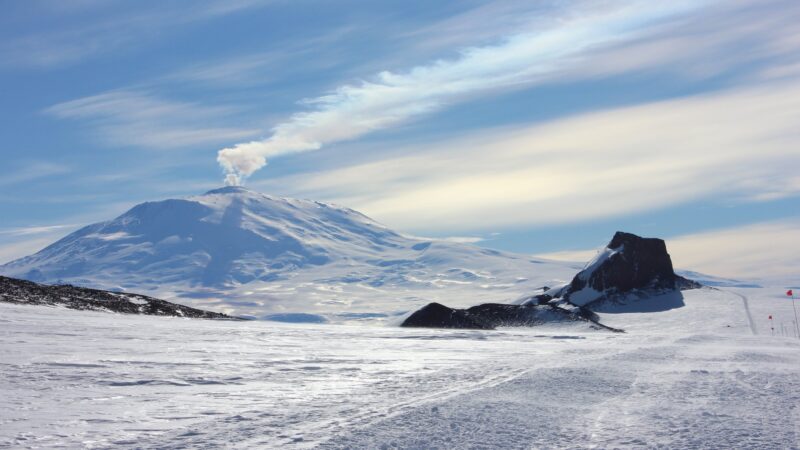 Imagem de: WhatsApp vai te incentivar a falar com quem você nunca conversou antes; entenda