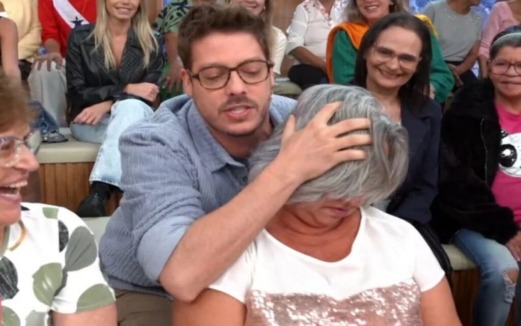 Fábio Porchat ironiza caso do morto em banco de Bangu e divide o público | Televisão