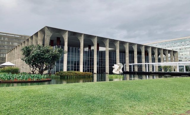 Nota do governo sobre ataque do Irã é repudiada por grupos judeus