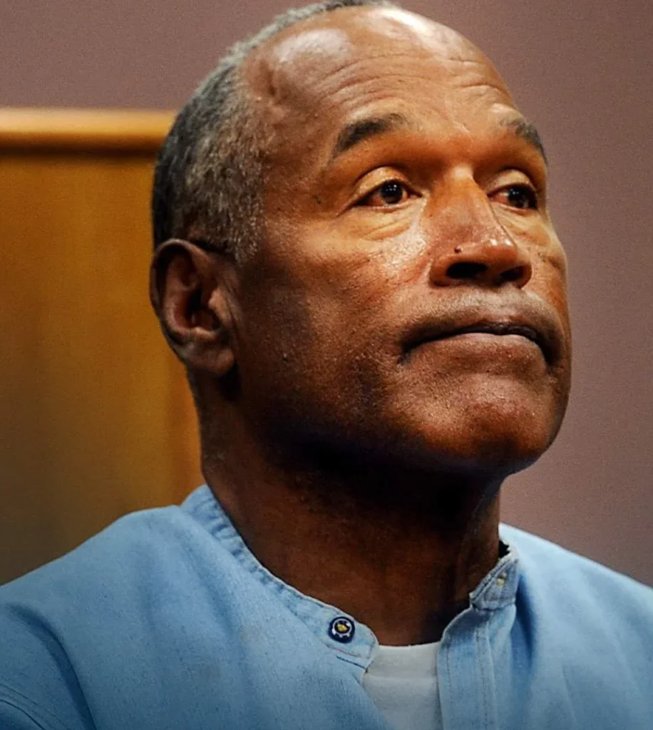 O.J. Simpson, Ícone do Futebol Americano, Morre aos 75 Anos Vítima de Câncer