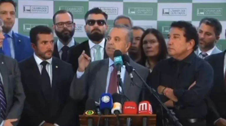 Oposição vai a Pacheco contra sigilos de inquéritos no STF