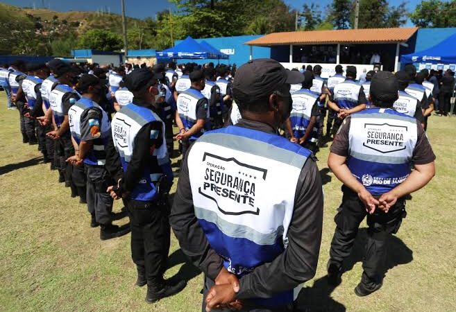 PMs do Segurança Presente Poderão Atuar Privadamente no RJ