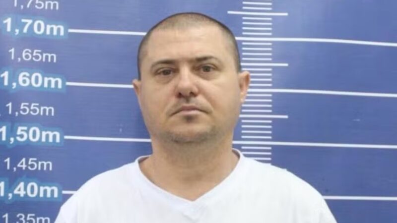 Zinho deixa Bangu 1, na Zona Oeste do Rio, para participar de audiência no Centro nesta quinta-feira