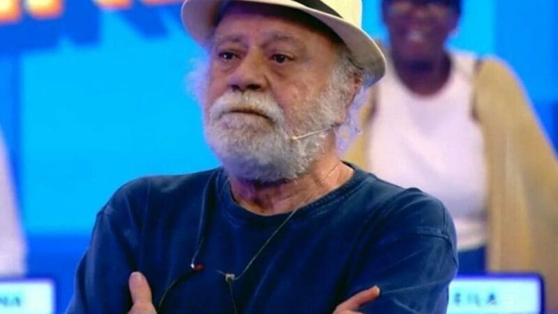 'Estou envergonhado' diz ator Tonico Pereira sobre leilão do Aryzão