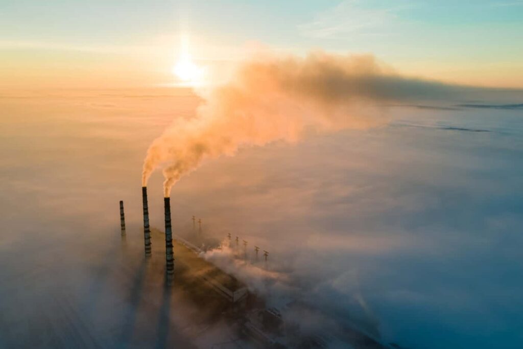 Nível de CO2 na atmosfera aumenta mais rápido que nunca, alerta estudo
