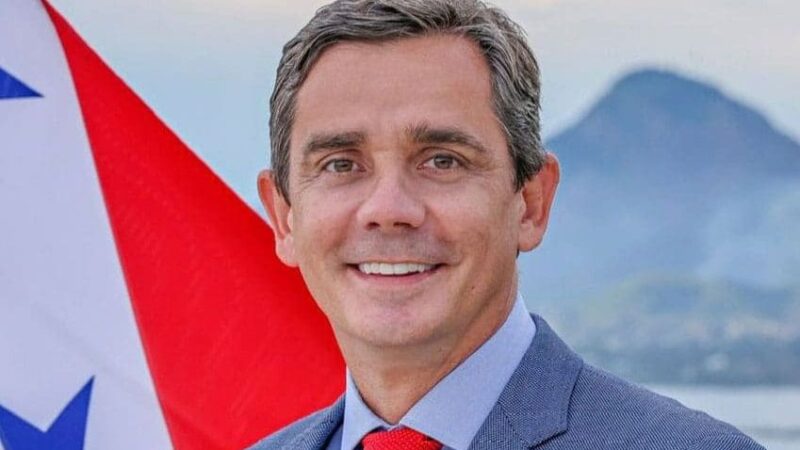 Prefeito de Maricá responde ação por usar transporte público para autopromoção