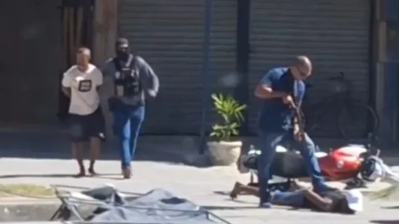 ( Vídeo) Dois milicianos presos nesse momento em Seropédica