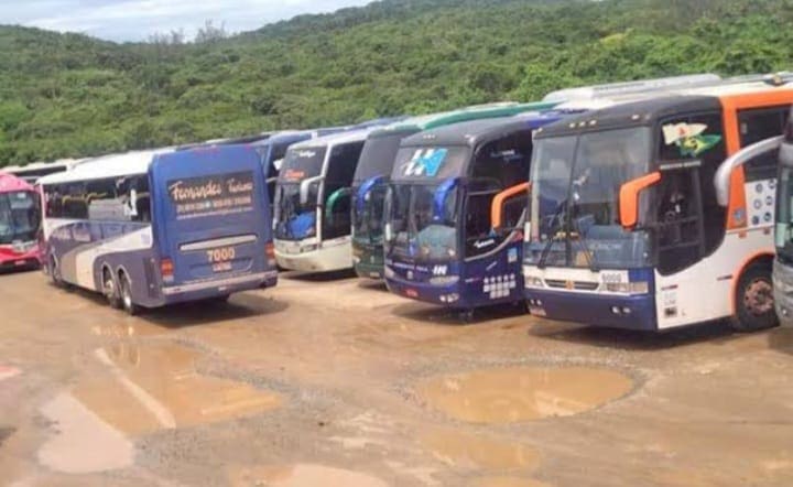 Cabo Frio: associação denuncia más condições do terminal turistico