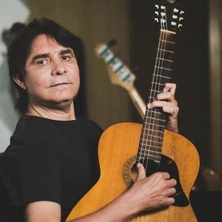 Teatros SESI com Lô Borges e peças premiadas em junho