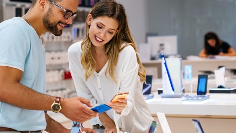 Tudo que você precisa saber antes de comprar um celular