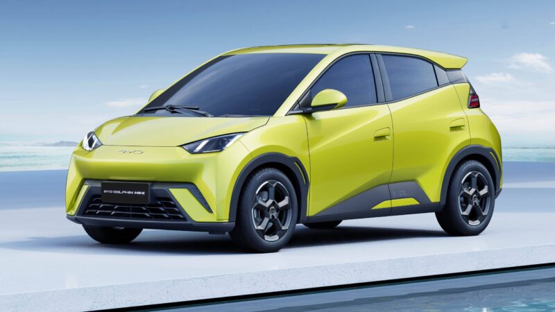 BYD Dolphin Mini de cinco lugares desembarca no Brasil