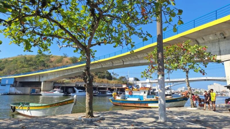 Especialistas criticam prefeitura de Cabo Frio por pintura de ponte