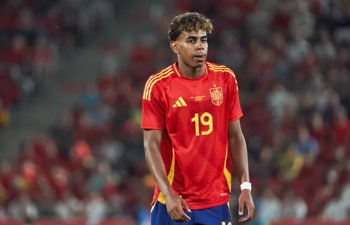 Lamine Yamal supera recordes de Pelé nas semifinais da Eurocopa