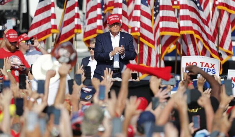 Policial subiu no telhado antes de Crooks atirar contra Trump