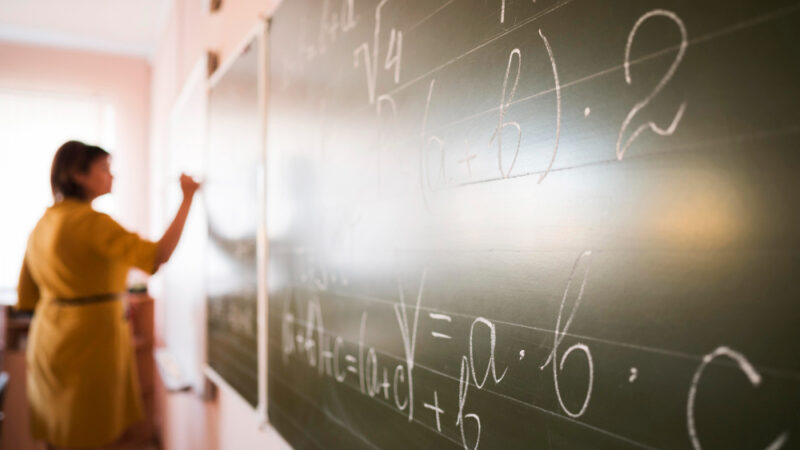 USP treina estudantes do ensino médio para olimpíadas de matemática