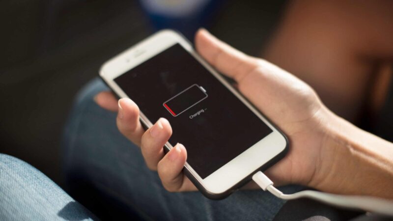 Você tem um celular Android? Faça isso para sua bateria não viciar