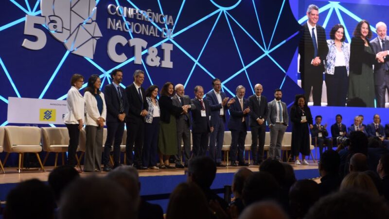Abertura de conferência nacional reúne cerca de 1,2 mil pessoas em Brasília