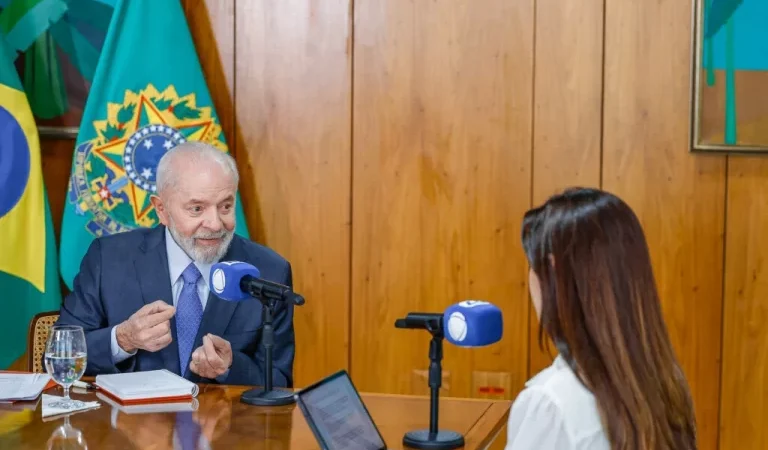 CNN contrata repórter demitida da Record após vazar falas de Lula