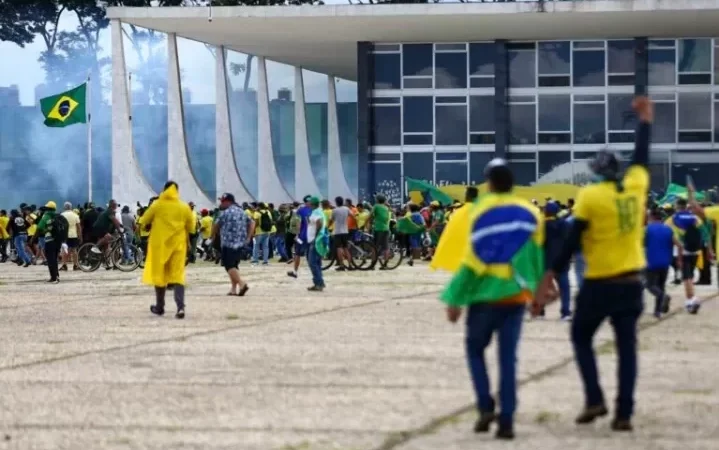 'Sem piedade' - STF forma maioria para condenar a idosa 67 anos