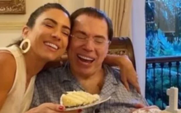 Silvio Santos recebe homenagem das filhas no Dia dos Pais