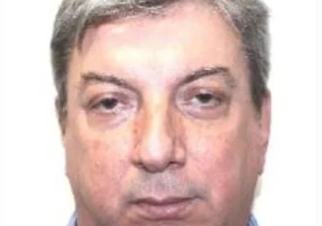 Homem de 66 anos é morto a tiros em carro blindado no Rio