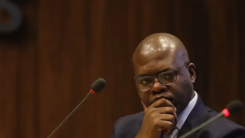 Lula demite ministro Silvio Almeida após denúncias de assédio sexual