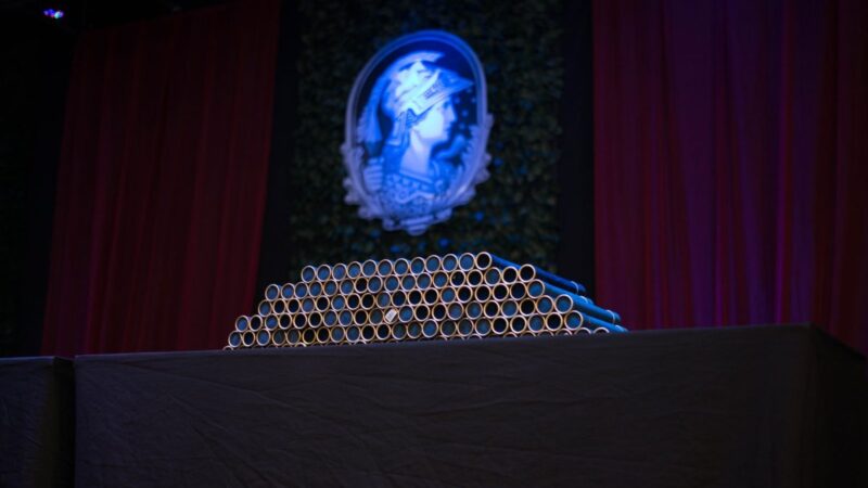 UFRJ homenageia 194 formandos com diploma de Dignidade Acadêmica