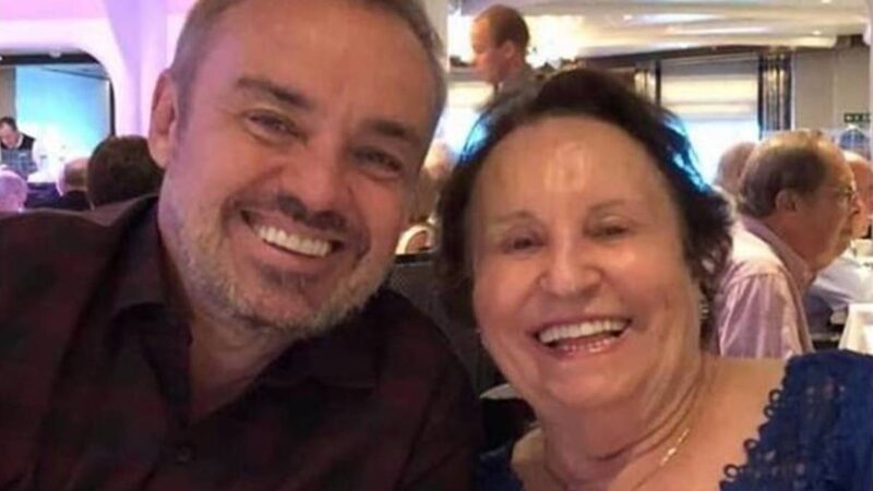 Mae de Gugu internada