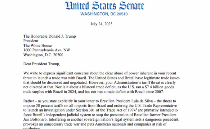 Senadores democratas dos EUA acusam Trump de abuso de poder por tarifas contra o Brasil