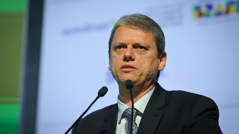 Tarcísio diz ser ‘absolutamente crítico’ a contrato da Enel e defende que não seja prorrogado