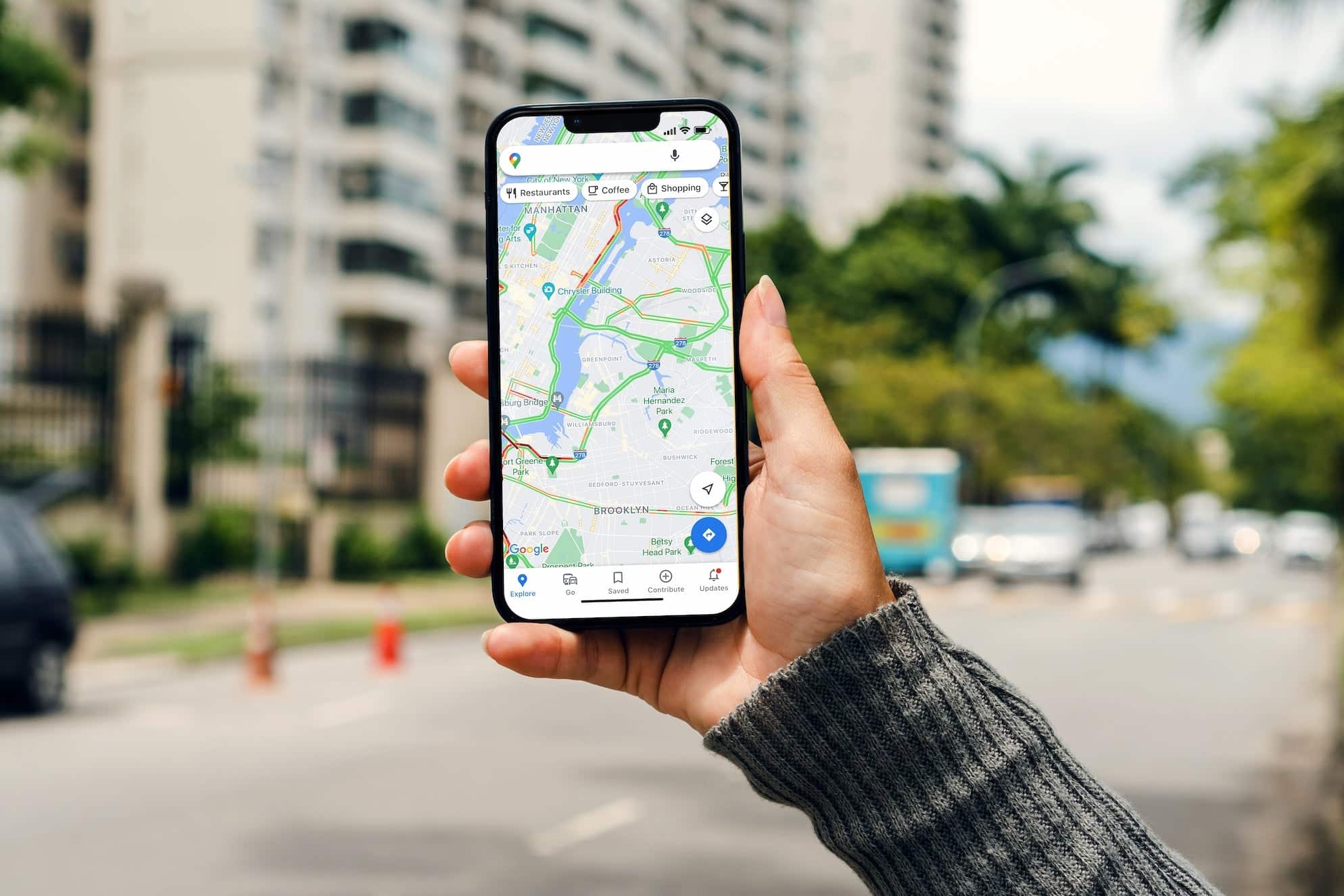 Resultados de busca no Google mostrando mapas