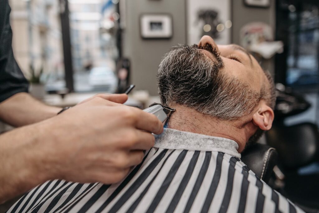 Marketing para Barbearias: Como Atrair o Público Masculino no Google Maps