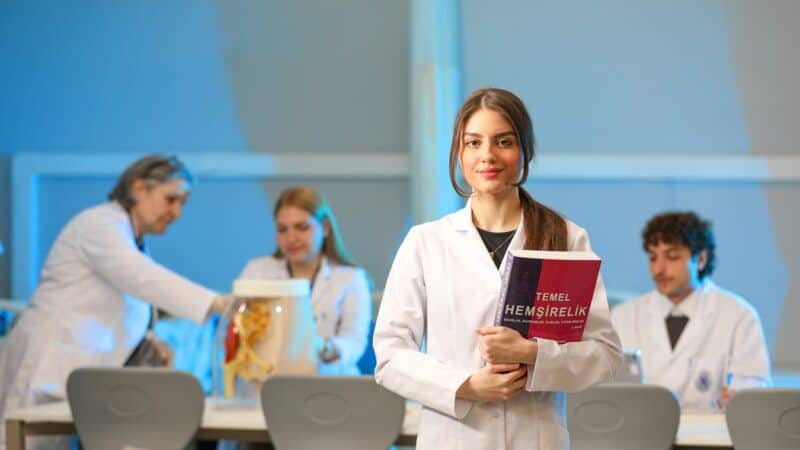 Como divulgar meu salão de estética: O Plano para Atrair Clientes da Região